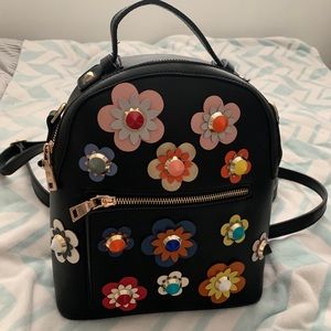 Fauz leather purse/backpack